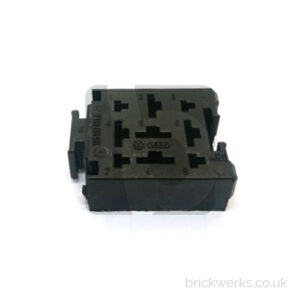 Relay Socket – T3 | T4